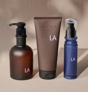 千歳美容室の乳酸菌のチカラで整えるLAシリーズ（スキャルプシャンプーLA&スキャルプトリートメントLA&ナリッシングセラムLA）は
すこやかな頭皮へ導く菌活新習慣です